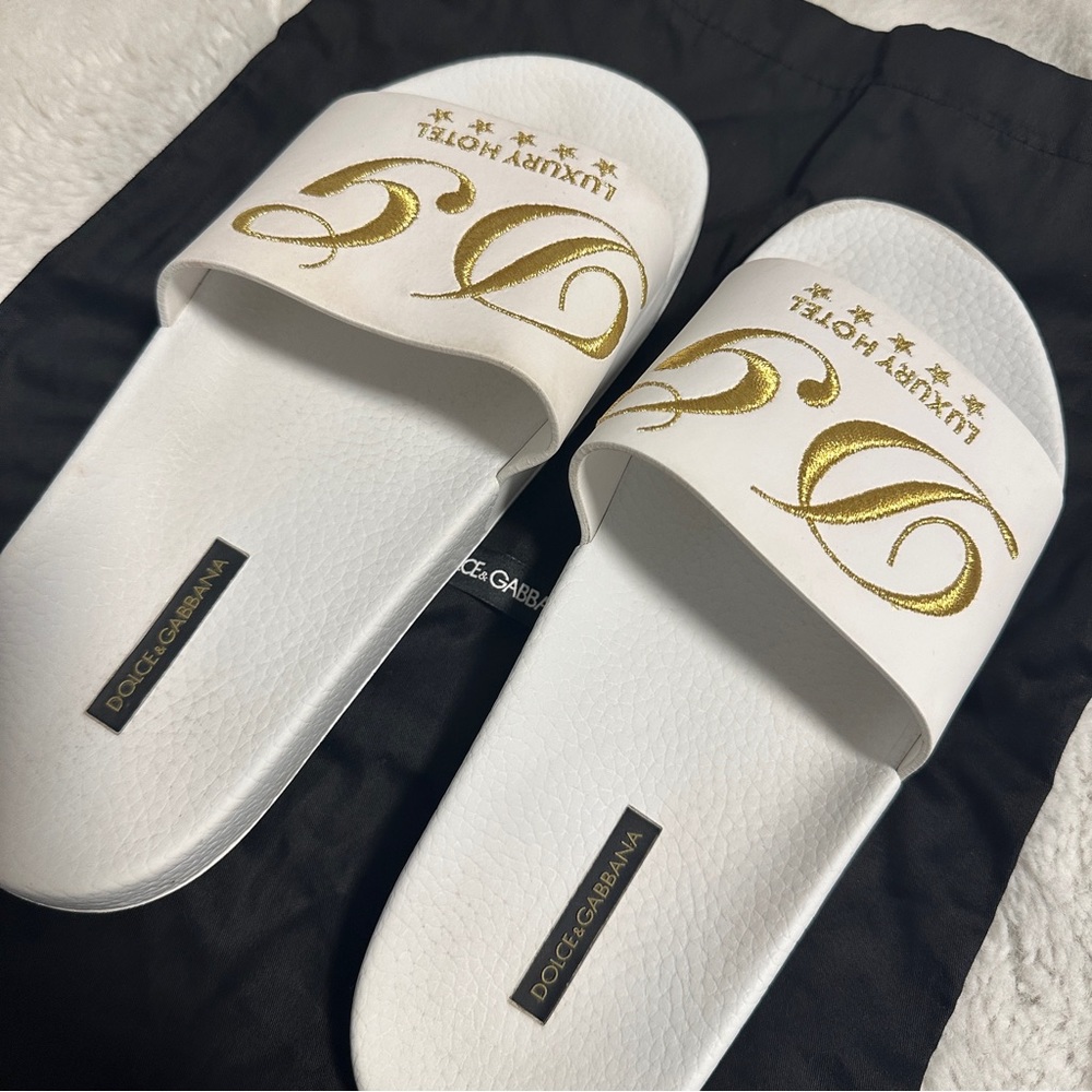 DOLCE & GABBANA SLIDES